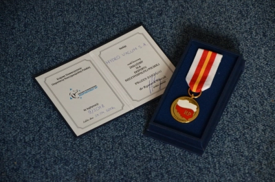 Hydro-Vacuum S.A. wyróżniona medalem „Zasłużony dla Eksportu”
