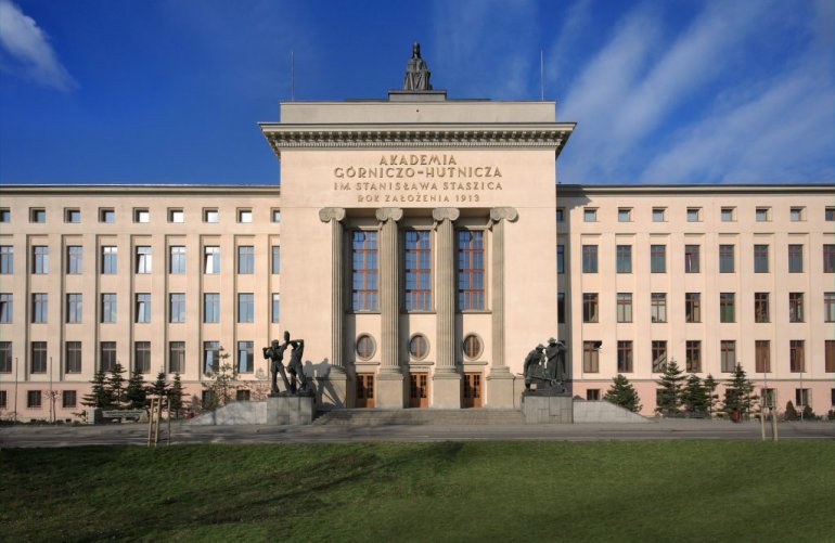 CentroClima montuje klimatyzacje na AGH w Krakowie