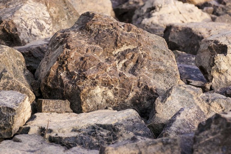 Naturalna moc kamienia – Rockpanel Stones