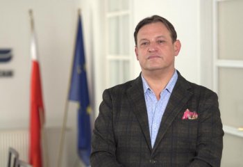 Przedsiębiorcy apelują o co najmniej 20-proc. podwyżki w budżetówce