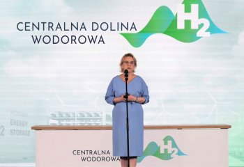 Minister Anna Moskwa i wiceminister Ireneusz Zyska na uroczystości podpisania listu intencyjnego ws. utworzenia Centralnej Doliny Wodorowej