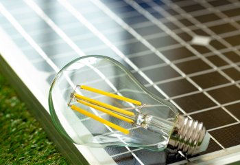 Parlament UE przyjmuje nowe przepisy w celu zwiększenia oszczędności energii