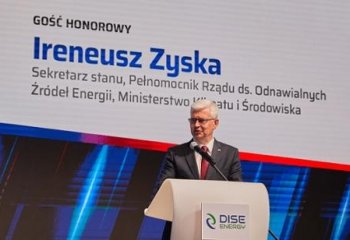 Wiceminister Ireneusz Zyska na kongresie DISE: W ciągu niespełna 4 lat Polska osiągnęła historyczny sukces – do systemu elektroenergetycznego przyłączyliśmy 16,5 GW nowych mocy OZE