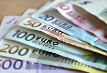 Maszyny w leasingu napędzają przedsiębiorstwa. Dzięki środkom z Unii Europejskiej ta forma finansowania może być tańsza