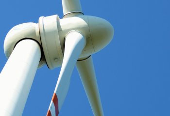 Aktualności Instalacje OZE ze wsparciem – 200 mln zł dla przedsiębiorców z Funduszu Spójności