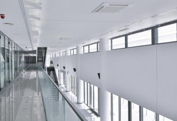 Systemy otwierania naświetli okiennych