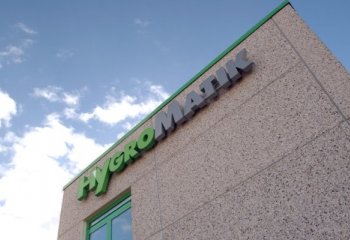 CAREL przejmuje HygroMatik, głównego gracza w sektorze nawilżania na rynku niemieckim