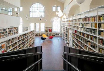 System sygnalizacji pożaru i dźwiękowy system ostrzegawczy dla biblioteki Beghi we Włoszech | Bosch