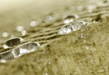 Niezmienne właściwości wełny skalnej nawet przez 55 lat.