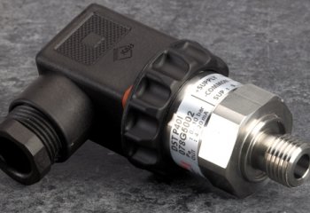 DST P40I - przetworniki ciśnienia z tytanu do mediów agresywnych.