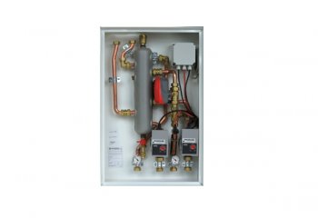  R586P-1 Uniwersalna grupa pompowa, moduł strefowy Pro Comfort | Giacomini