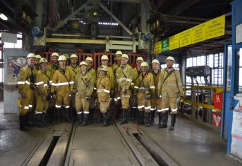 Pierwsze podziemne zajęcia studentów 