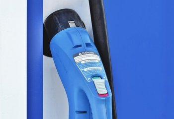 Pierwsze samochody dostawcze wkrótce wyjadą na polskie drogi