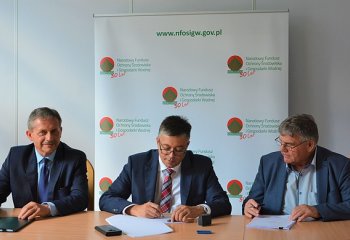 NFOŚiGW podpisuje pierwsze umowy na dofinansowanie lokalnych strategii rozwoju elektromobilności