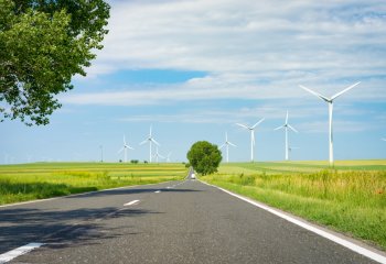 PGE przy wsparciu Europejskiego Banku Inwestycyjnego realizuje inwestycję w lądowe farmy wiatrowe