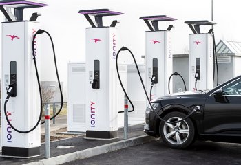 Europejska sieć ładowania pojazdów elektrycznych powiększy się o ponad 300 stacji