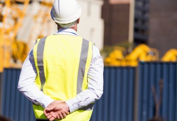 Branża budowlana ma coraz mniejsze problemy z brakiem kadr i drożejącymi materiałami