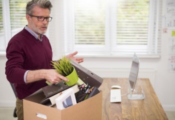 Pracownicy kolejnych branż obawiają się o swoje miejsca pracy