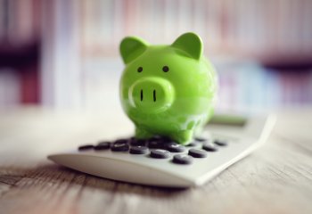 Podniesienie płacy minimalnej do 2800 zł to bardzo ryzykowny eksperyment