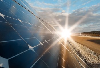 Neutralność klimatyczna: Bosch zwiększa udział energii elektrycznej ze źródeł odnawialnych