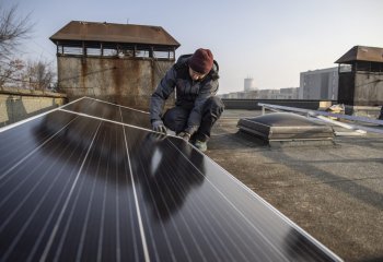 Centro Clima stawia na ekologię. Panele fotowoltaiczne na dachu siedziby