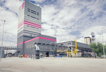 Finisz inwestycji. Ruszył transport wielką windą