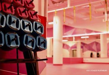 Urządzenia TOSOT w nowej strefie siłowni Fitness Platinium w Solvay Park