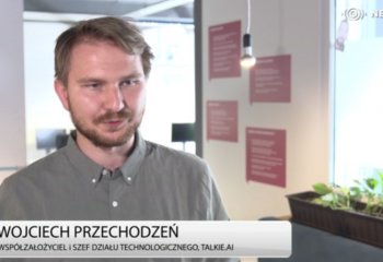 Po wirtualnych asystentów głosowych coraz chętniej sięgają już nawet małe firmy