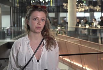 Akcjom zbierania śmieci coraz częściej towarzyszy zbieranie pieniędzy