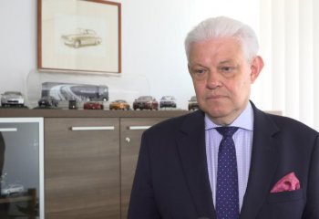 Tylko do 2035 roku będzie można kupić w UE samochód napędzany benzyną lub dieslem