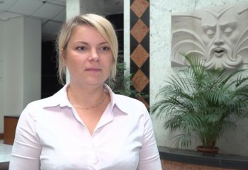 W zbyt dużych opakowaniach do klientów e-commerce trafia 40 mln m3 powietrza