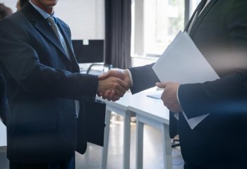 Nadchodzą ważne zmiany w umowach o pracę