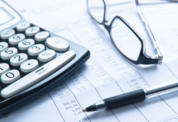 Jak zmniejszyć rachunki za prąd i ciepło?