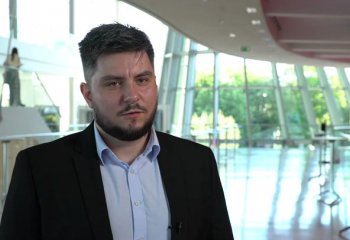 Przydomowe mikroinstalacje wiatrowe mogą być dobrym uzupełnieniem dla fotowoltaiki