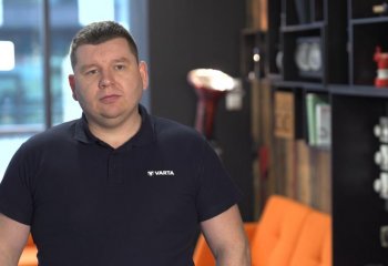 Rozładowane akumulatory wciąż najczęstszą przyczyną awarii samochodów