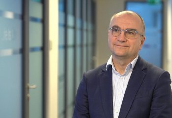 Kryzys skłania firmy do inwestowania w OZE i inteligentne systemy energetyczne