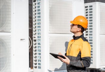 Moduł Zdalnego Nadzoru Serwisowego nad pompami ciepła dla instalatorów.