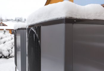 Grzałka tacy ociekowej w pompach ciepła - opcja czy konieczność? 