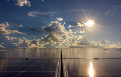Trina Solar współpracuje z pięcioma innymi producentami fotowoltaiki, aby stworzyć Otwarty Sojusz Ekologiczny w zakresie fotowoltaiki 700 W+ 