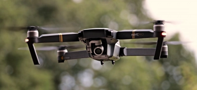 Wykorzystanie dronów w gospodarce może przynieść nawet 913 mld zł. Najwięcej skorzystają budownictwo i energetyka