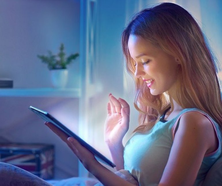 FIBARO Smart Home BOT – zarządzanie inteligentnym domem przez Facebook Messenger