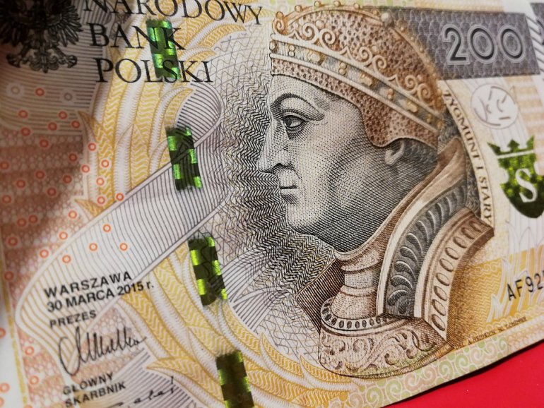 NFOŚiGW przekaże 200 mln zł na instalacje OZE