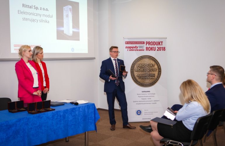 Moduł sterujący silnika RiLine Rittal jednym z laureatów "Produkt Roku 2018"