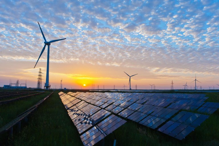 Wzrasta moc elektrowni fotowoltaicznych w Polsce