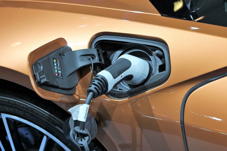 W 2020 roku w Polsce będzie potrzebnych 120 tys. ładowarek do aut elektrycznych