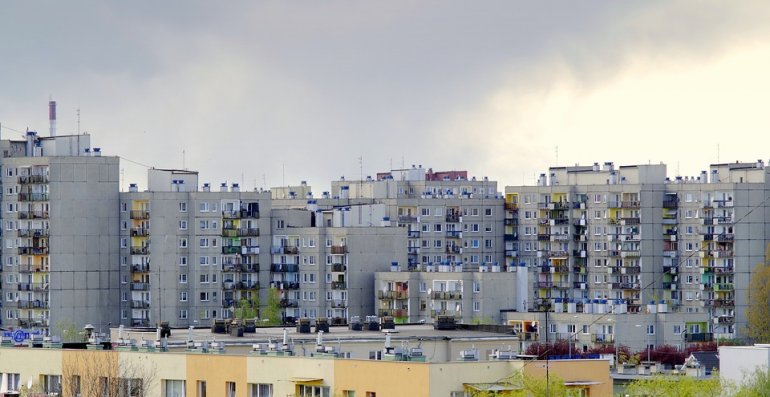 Wsparcie na termomodernizację "wielkiej płyty" - trwają konsultacje