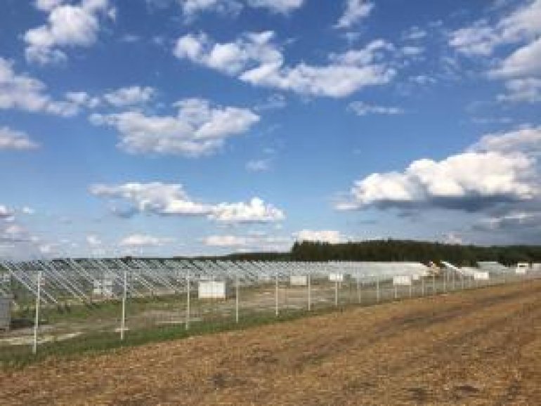 Spółka Sunly zwiększa swój zasięg poprzez uruchomienie elektrowni słonecznych w Polsce