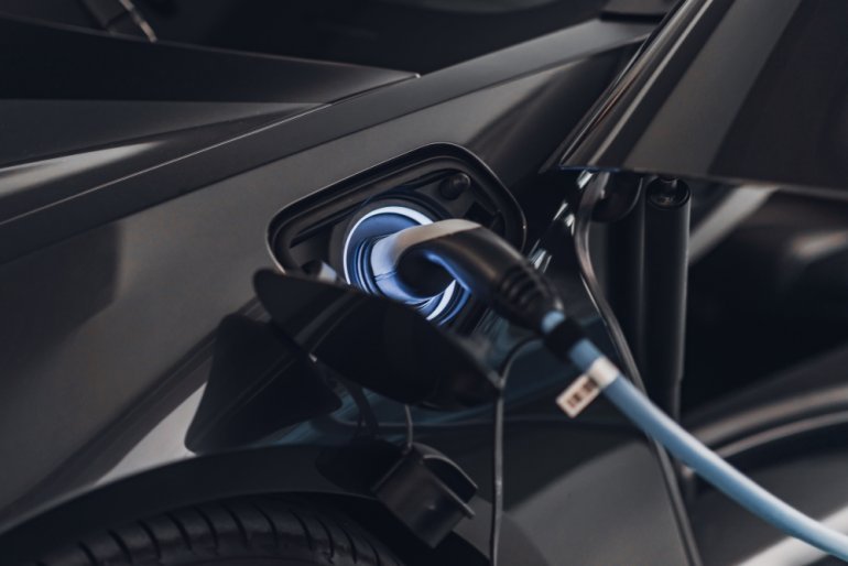 Dotacja na zakup samochodu elektrycznego zwolniona z podatku