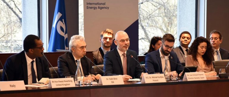 Gospodarze szczytów klimatycznych o budowie koalicji na rzecz energii i klimatu