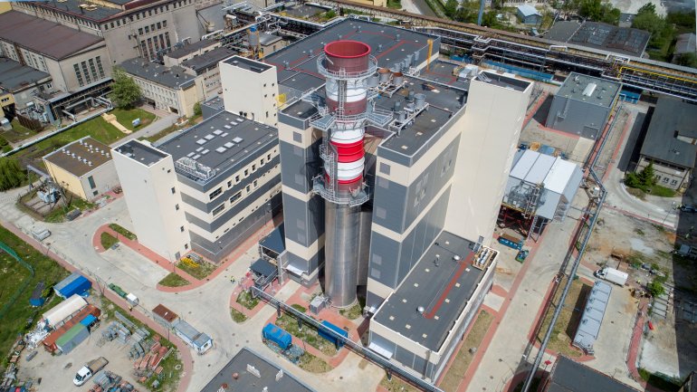 Blok gazowo-parowy Elektrociepłowni Stalowa Wola zsynchronizowany z siecią
